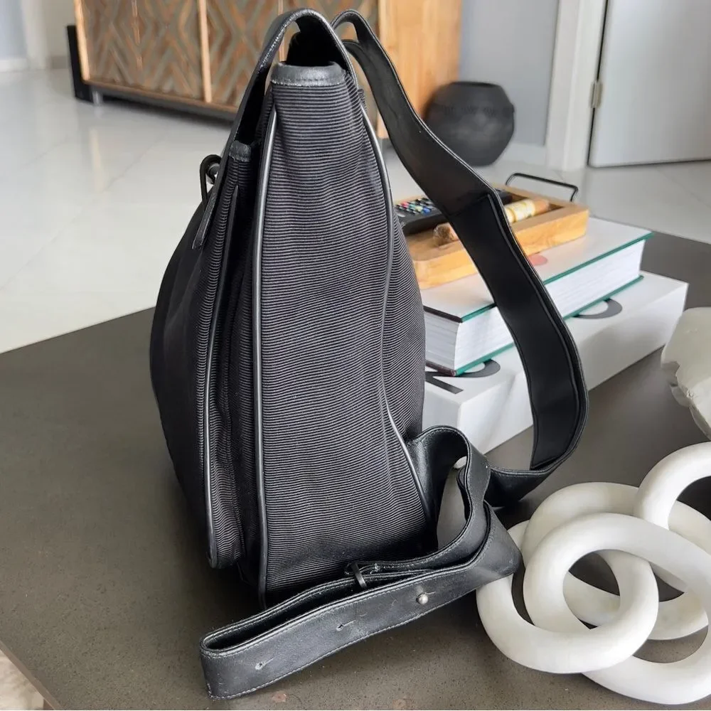 MONTBLANC Authentic Meisterstuck Black Fabric & Leather Messenger Cross Bag